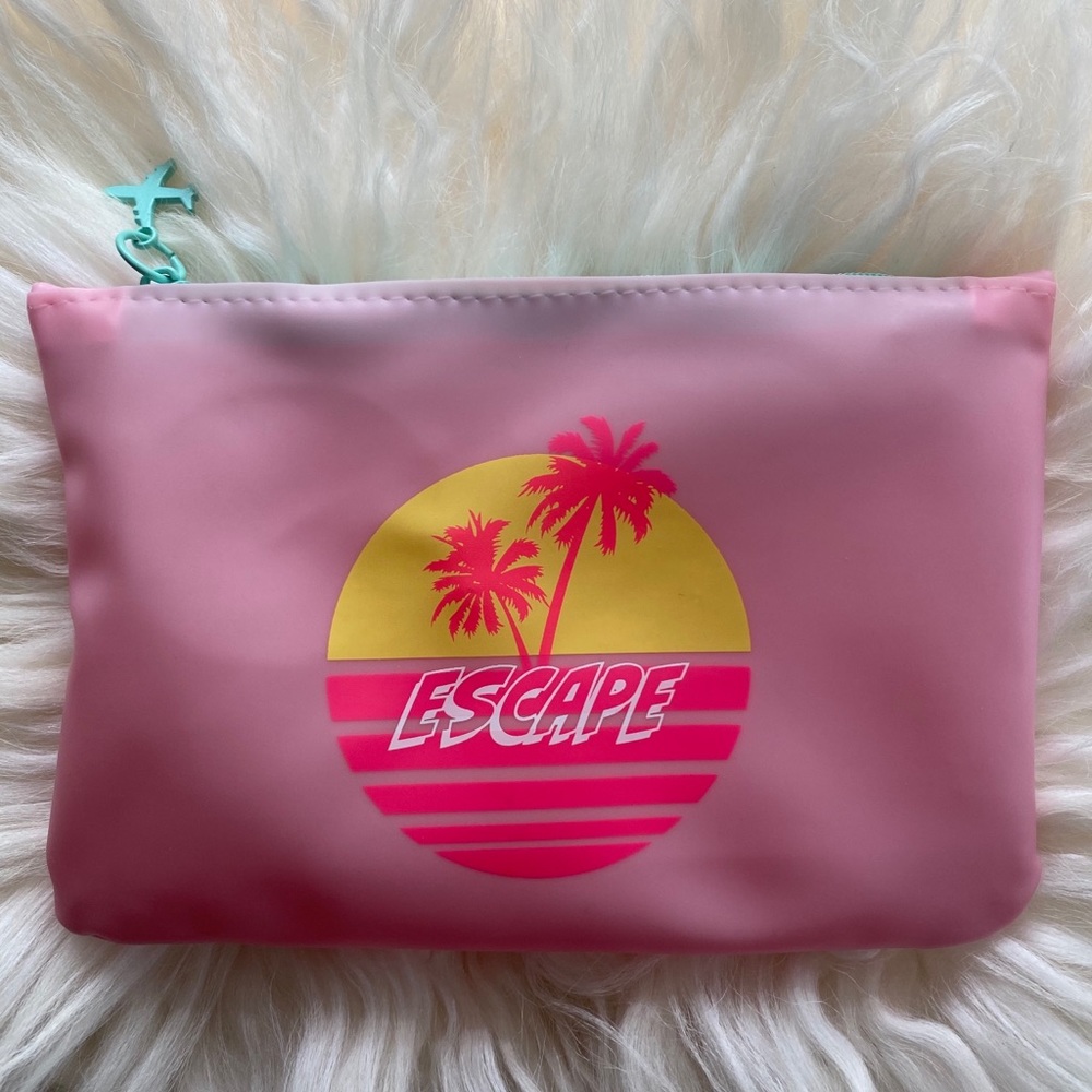 Travel Makeup Bag - Picture 2 of 4